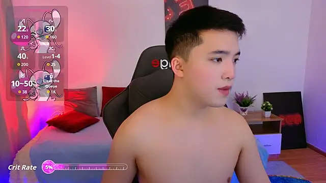 Snapshot of NudGlow chatting on 05/20/26, 02:45 NudGlow online show from 05/20/26, 02:45
