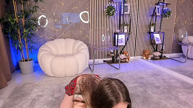 Snapshot of Velvet_Spell chatting on 03/26/26, 04:18 Velvet Spell online show from 03/26/26, 04:18