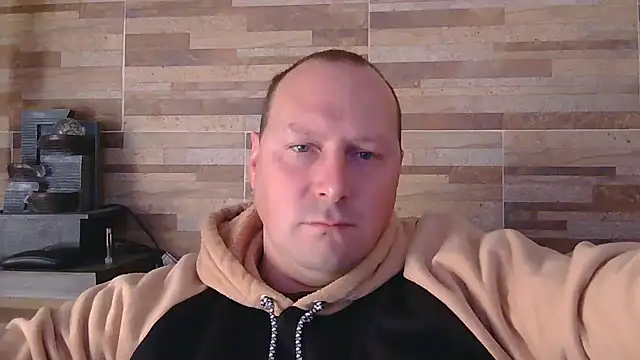 lustonfan online show from 05/18/26, 11:38