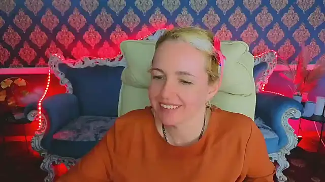 Snapshot of Alaska_Si chatting on 04/04/26, 12:57 Alaska Si online show from 04/04/26, 12:57