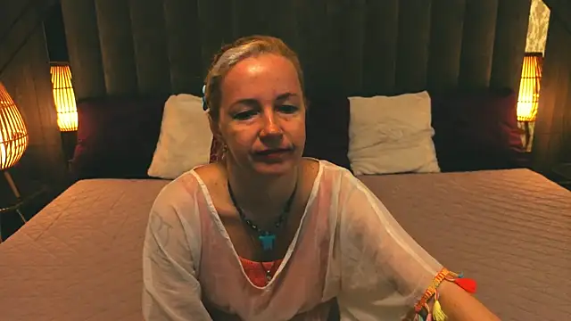 Snapshot of Alaska_Si chatting on 04/09/26, 05:29 Alaska Si online show from 04/09/26, 05:29