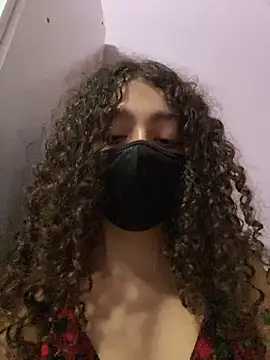 Snapshot of Ravennaaaaa chatting on 04/06/26, 12:08 Ravennaaaaa online show from 04/06/26, 12:08