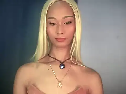 Snapshot of Sunkissed_seductress chatting on 03/25/26, 12:33 Sunkissed seductress online show from 03/25/26, 12:33