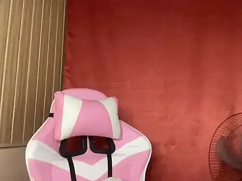 Snapshot of Sunkissed_seductress chatting on 04/09/26, 02:33 Sunkissed seductress online show from 04/09/26, 02:33