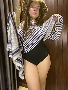 Snapshot of KristieKitty chatting on 03/15/26, 05:08 KristieKitty online show from 03/15/26, 05:08