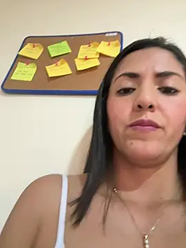 Snapshot of SamanthaWalker_ chatting on 04/01/26, 02:03 SamanthaWalker online show from 04/01/26, 02:03