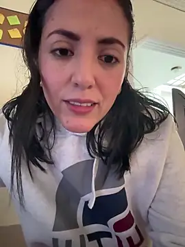 Snapshot of SamanthaWalker_ chatting on 04/29/26, 01:37 SamanthaWalker online show from 04/29/26, 01:37