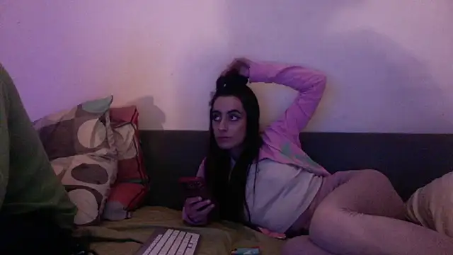 Snapshot of chiara-mario chatting on 04/11/26, 09:08 chiara-mario online show from 04/11/26, 09:08
