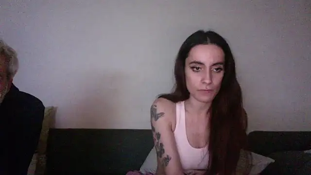 Snapshot of chiara-mario chatting on 04/18/26, 04:49 chiara-mario online show from 04/18/26, 04:49