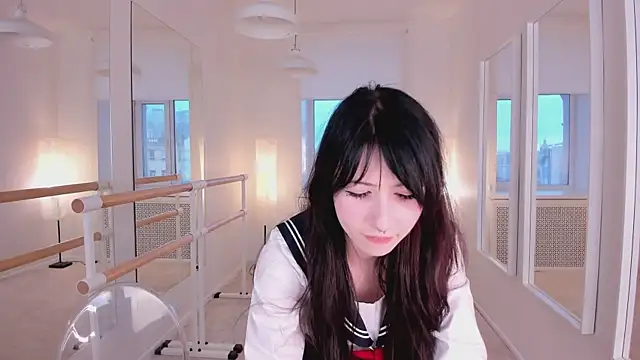 Snapshot of MutedMood_ chatting on 03/08/26, 05:11 MutedMood online show from 03/08/26, 05:11