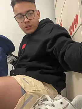 Snapshot of OliverTabordaa chatting on 04/02/26, 11:41 OliverTabordaa online show from 04/02/26, 11:41