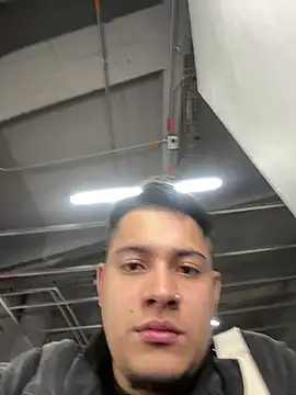 Snapshot of OliverTabordaa chatting on 04/13/26, 01:11 OliverTabordaa online show from 04/13/26, 01:11