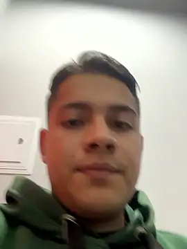 Snapshot of OliverTabordaa chatting on 04/15/26, 08:42 OliverTabordaa online show from 04/15/26, 08:42