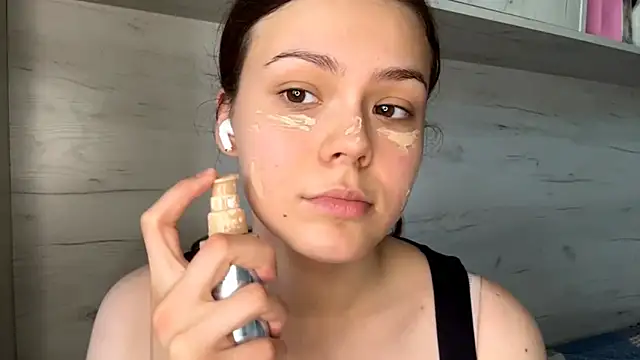 Snapshot of BlinkingDross chatting on 04/10/26, 09:58 BlinkingDross online show from 04/10/26, 09:58