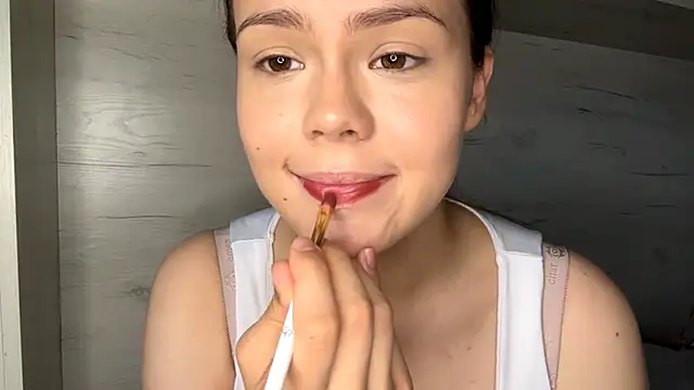 Snapshot of BlinkingDross chatting on 04/15/26, 10:33 BlinkingDross online show from 04/15/26, 10:33