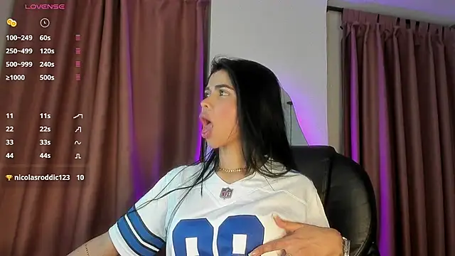 Snapshot of mia__star1 chatting on 04/04/26, 07:11 mia star1 online show from 04/04/26, 07:11