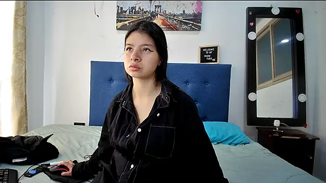 Snapshot of HIMAWARY_SOIN5 chatting on 03/11/26, 01:39 HIMAWARY SOIN5 online show from 03/11/26, 01:39