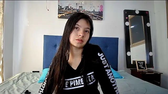 Snapshot of HIMAWARY_SOIN5 chatting on 03/13/26, 01:40 HIMAWARY SOIN5 online show from 03/13/26, 01:40