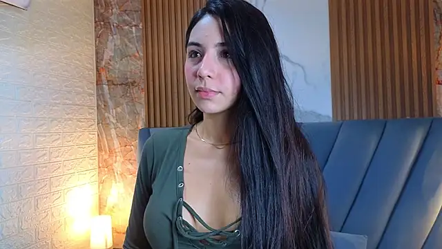 Snapshot of LyraenBlue chatting on 03/10/26, 06:02 LyraenBlue online show from 03/10/26, 06:02