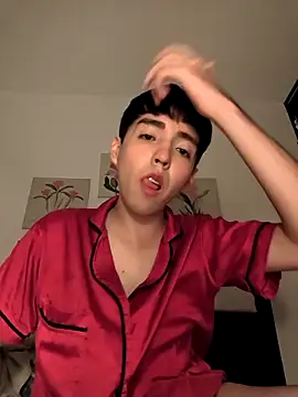 Snapshot of Lucca__555 chatting on 04/11/26, 02:16 Lucca 555 online show from 04/11/26, 02:16