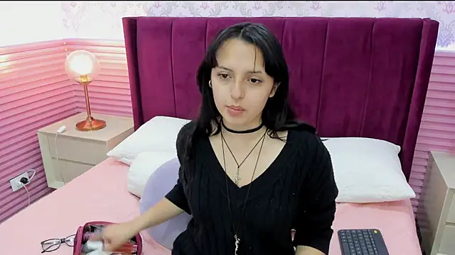 Snapshot of Jade_rous chatting on 03/15/26, 02:12 Jade rous online show from 03/15/26, 02:12