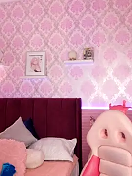 Snapshot of Jade_rous chatting on 04/07/26, 11:32 Jade rous online show from 04/07/26, 11:32