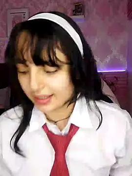 Snapshot of Jade_rous chatting on 04/08/26, 12:27 Jade rous online show from 04/08/26, 12:27