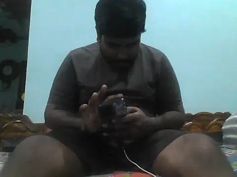 Snapshot of Foxboy65 chatting on 04/05/26, 07:33 Foxboy65 online show from 04/05/26, 07:33