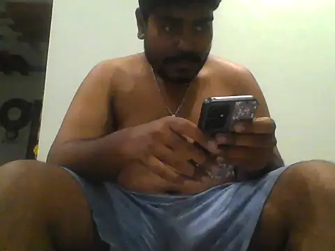 Snapshot of Foxboy65 chatting on 04/06/26, 07:37 Foxboy65 online show from 04/06/26, 07:37