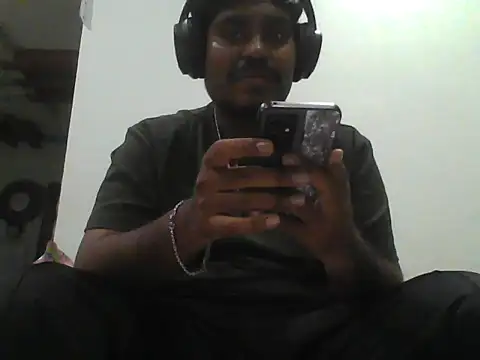 Snapshot of Foxboy65 chatting on 04/09/26, 07:19 Foxboy65 online show from 04/09/26, 07:19