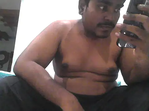 Snapshot of Foxboy65 chatting on 04/14/26, 08:59 Foxboy65 online show from 04/14/26, 08:59