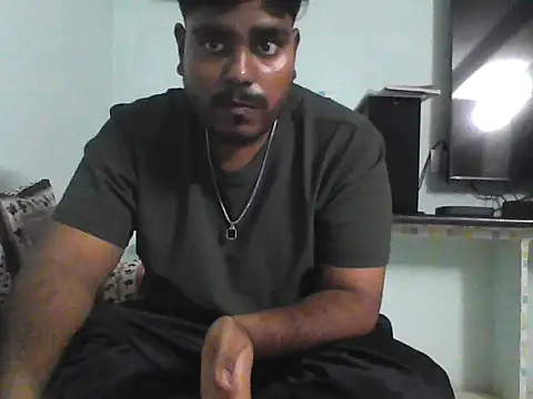 Foxboy65 online show from 05/03/26, 05:52