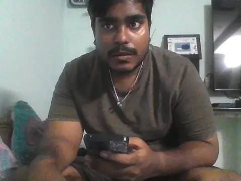 Snapshot of Foxboy65 chatting on 07/04/26, 07:42 Foxboy65 online show from 07/04/26, 07:42