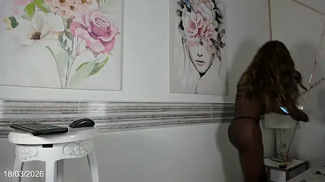 Snapshot of kristen-thomson chatting on 04/08/26, 06:24 kristen-thomson online show from 04/08/26, 06:24