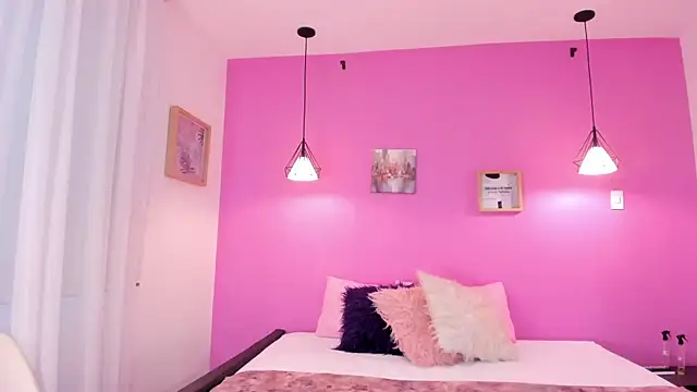 Snapshot of liapinket chatting on 04/11/26, 12:09 liapinket online show from 04/11/26, 12:09