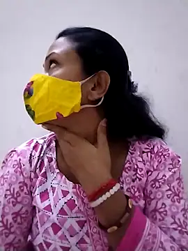 Snapshot of angelmoumita chatting on 04/09/26, 06:02 angelmoumita online show from 04/09/26, 06:02