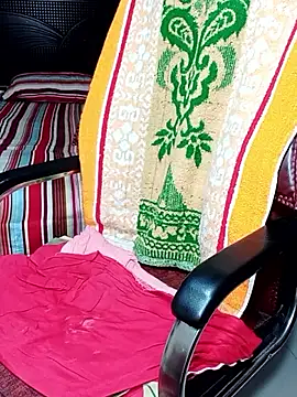 Snapshot of Lok_Sex chatting on 04/11/26, 08:40 Lok Sex online show from 04/11/26, 08:40