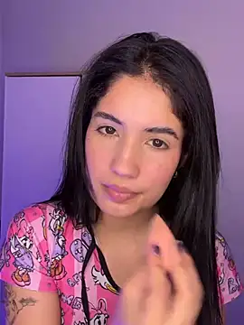 Lucy engel online show from 06/05/26, 01:34