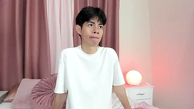 Snapshot of daniell_rdrig chatting on 03/21/26, 12:43 daniell rdrig online show from 03/21/26, 12:43