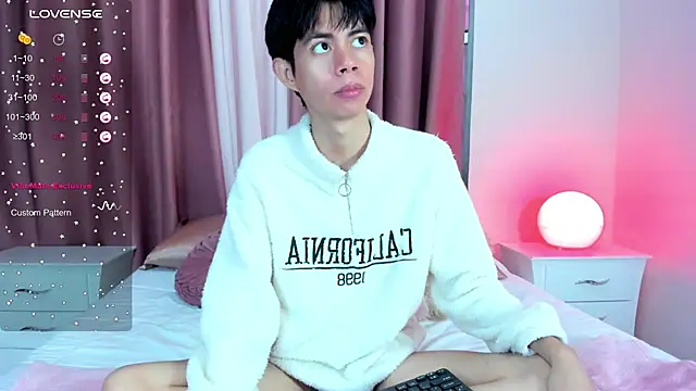 Snapshot of daniell_rdrig chatting on 03/28/26, 01:00 daniell rdrig online show from 03/28/26, 01:00