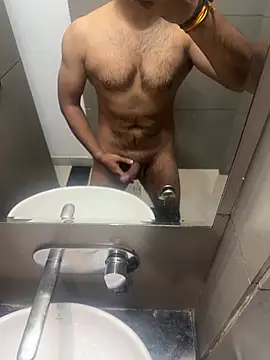 Snapshot of Vibrator2509 chatting on 04/05/26, 07:22 Vibrator2509 online show from 04/05/26, 07:22