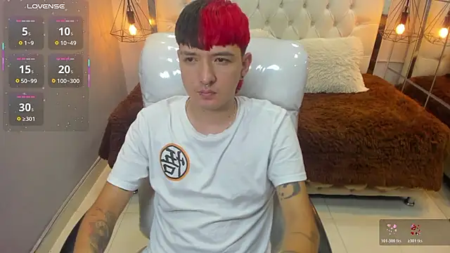 Snapshot of Santiago_morgan chatting on 03/06/26, 11:01 Santiago morgan online show from 03/06/26, 11:01