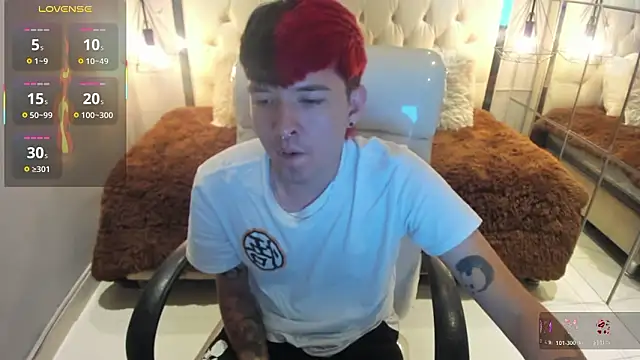 Snapshot of Santiago_morgan chatting on 03/14/26, 10:26 Santiago morgan online show from 03/14/26, 10:26