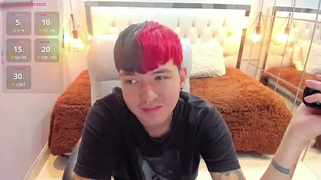 Snapshot of Santiago_morgan chatting on 03/17/26, 10:35 Santiago morgan online show from 03/17/26, 10:35