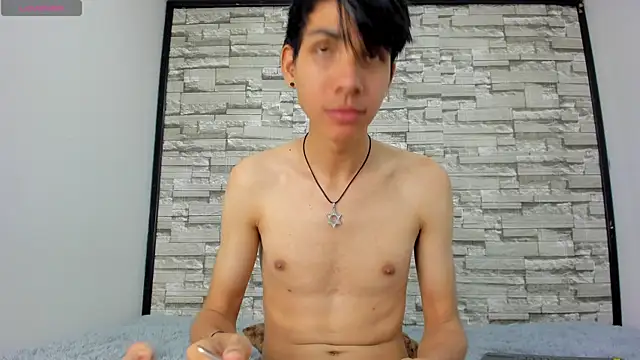 Snapshot of dave_925_ chatting on 04/14/26, 05:52 dave 925 online show from 04/14/26, 05:52