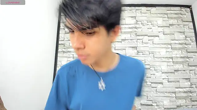 Snapshot of dave_925_ chatting on 04/22/26, 04:19 dave 925 online show from 04/22/26, 04:19