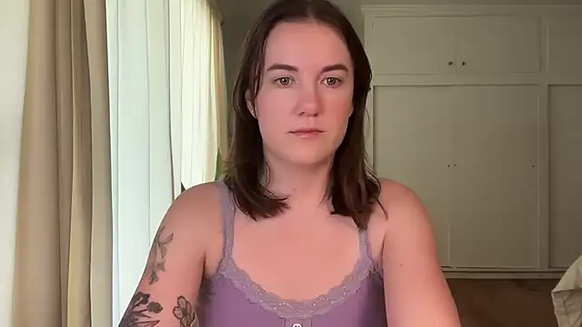 Snapshot of summerxo chatting on 03/19/26, 06:12 summerxo online show from 03/19/26, 06:12