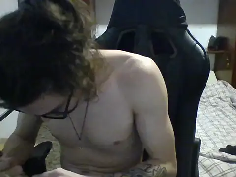 Snapshot of psycrema chatting on 03/18/26, 06:55 psycrema online show from 03/18/26, 06:55