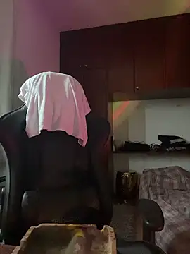 Snapshot of psycrema chatting on 04/10/26, 04:44 psycrema online show from 04/10/26, 04:44