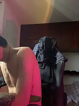 Snapshot of psycrema chatting on 04/14/26, 05:08 psycrema online show from 04/14/26, 05:08